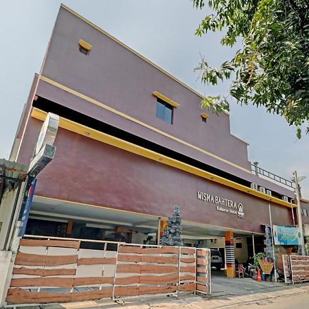 Capital O 90407 Wisma Bahtera Hotel Cirebon Exterior foto